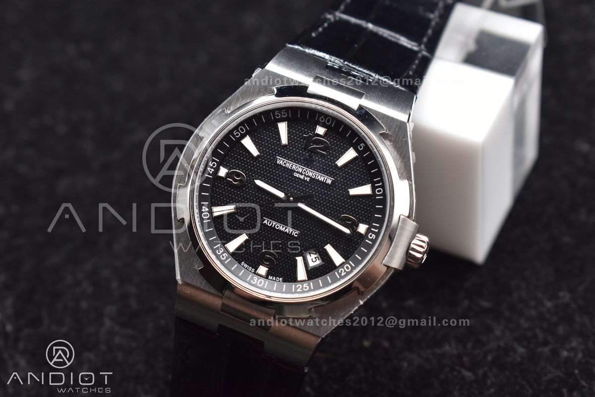 Overseas SS 8F Maker Black Dial on Black Rubber Strap 